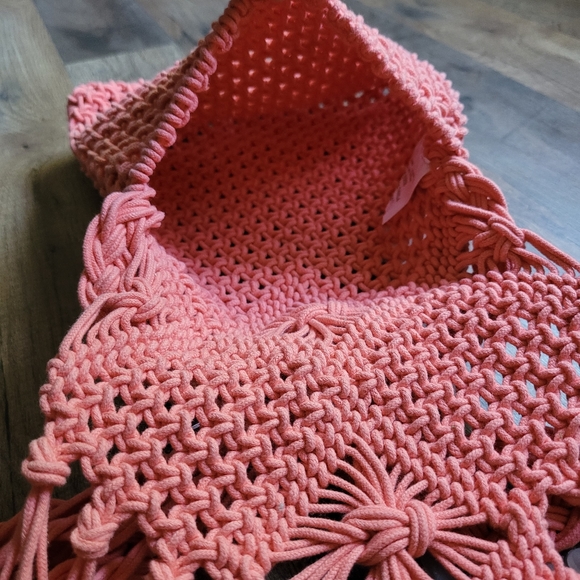 NWT No Boundaries Coral Boho Bag with Fringe - Picture 8 of 8